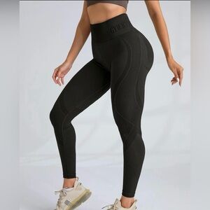 Gym Minute TikTok Black High Waist Scrunch Leggings size XL